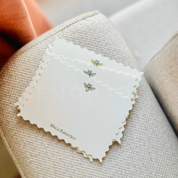 Personalized Notecard & Envelope Set | Wavy Edge Bee
