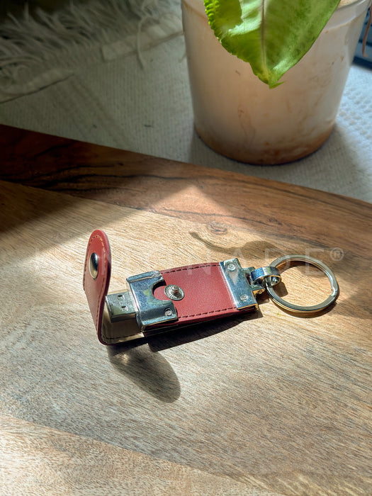 Pen Drive - Leather Keychain - 64 GB