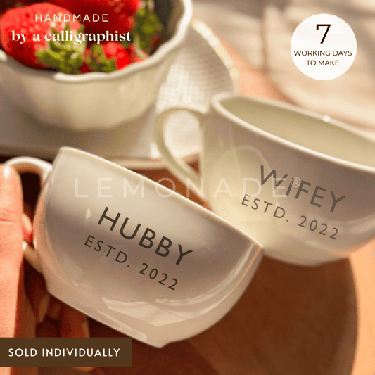 Personalized artisan couple mug in white – perfect wedding, anniversary, or Valentine’s Day gift.