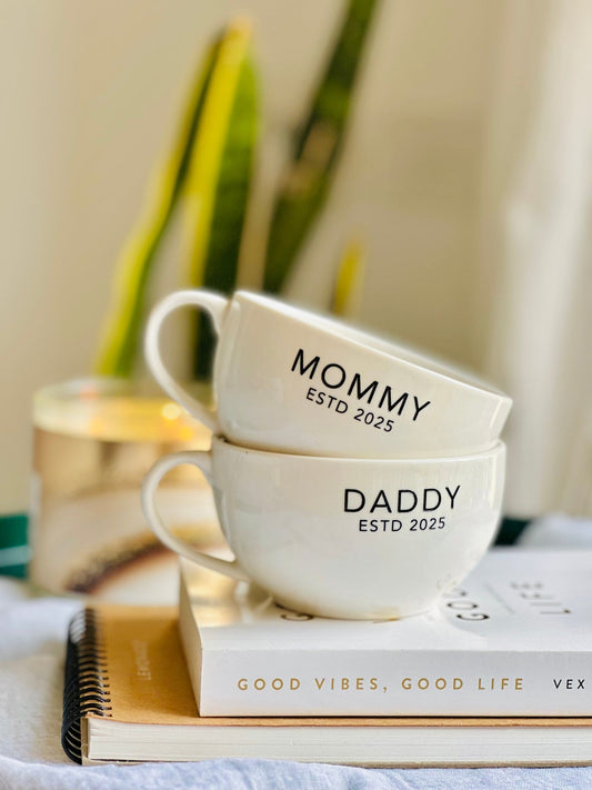 Couple's white ceramic mugs with custom 'Mommy' and 'Daddy' prints, Gift set of Mommy and Daddy personalized coffee mugs
