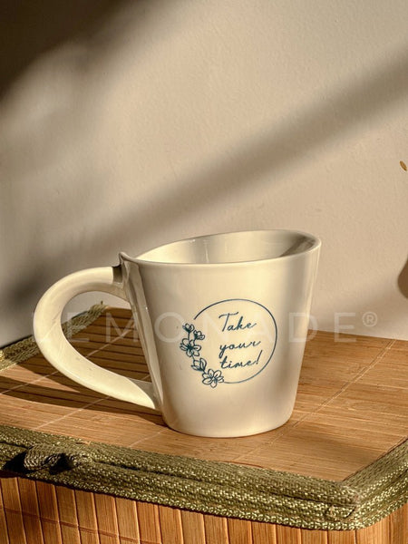 Unique personalized latte mug from Artisan Collection – a thoughtful gift for coffee and tea lovers