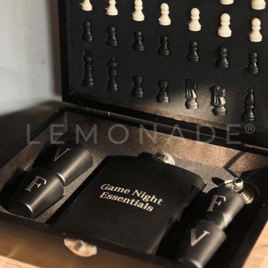 Personalized - Chess & Flask Set - Black - LemonadeHome