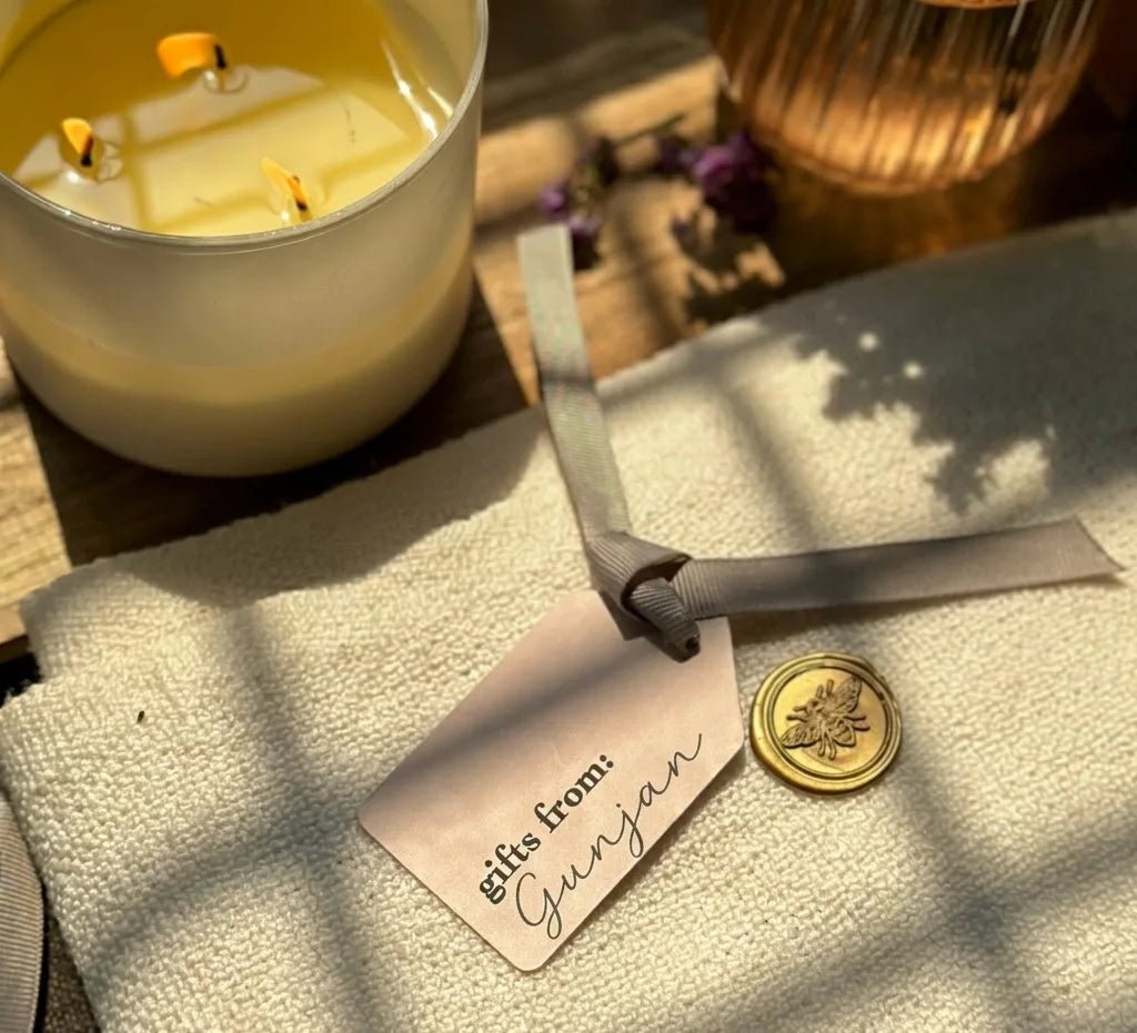 Minimalist setup of a personalized tag 