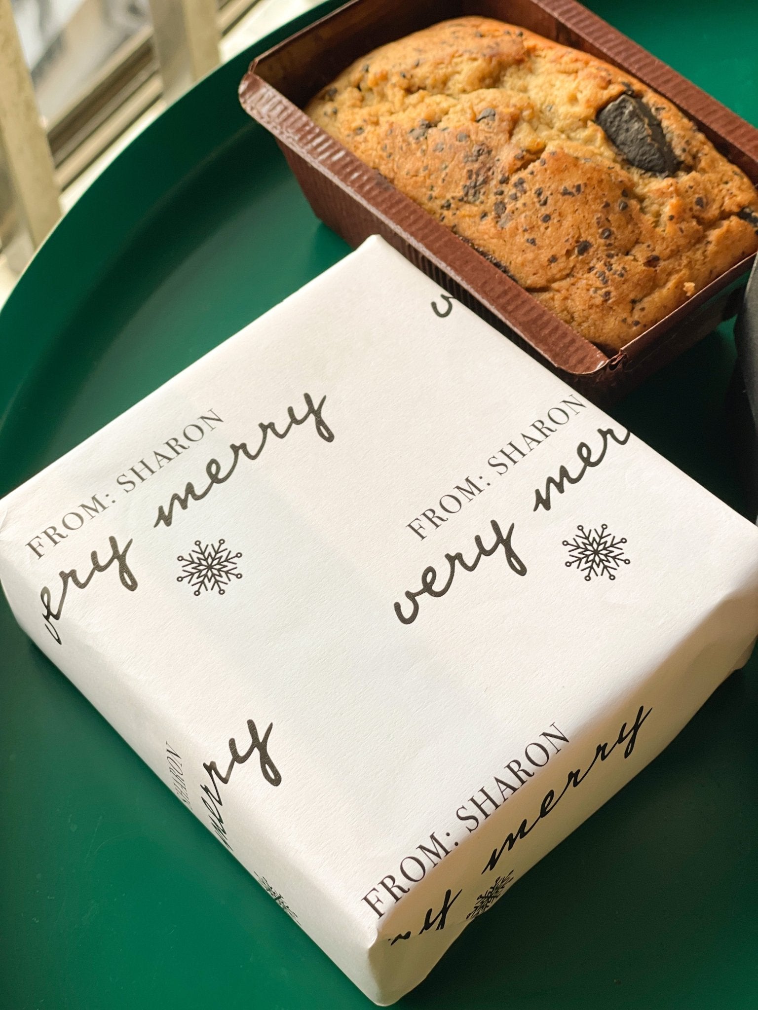 Personalized Gift Wrapping Sheets - Very Merry - Set of 10 - LemonadeStationery