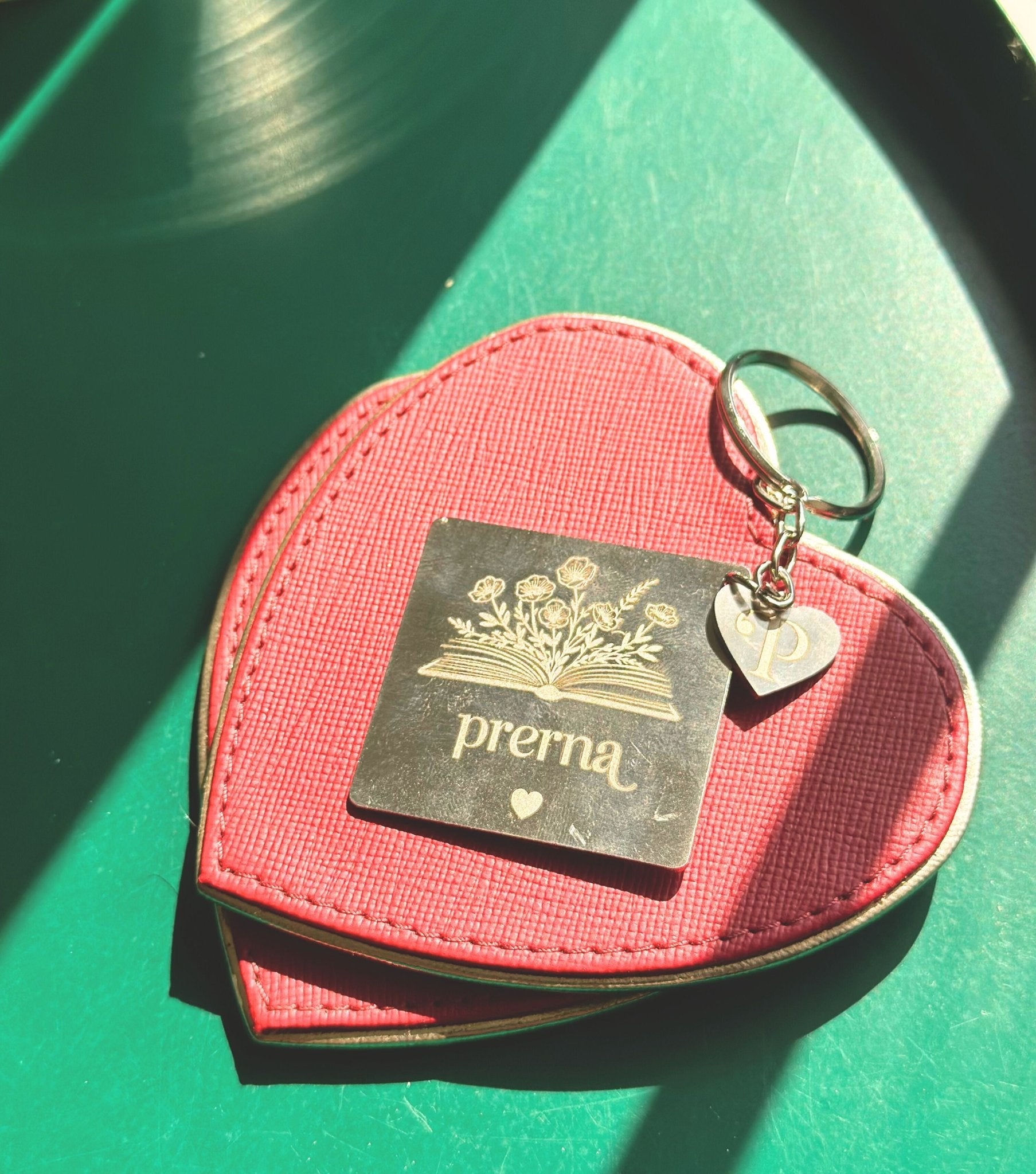 Personalized Metal Keychain - Book lover - Lemonade