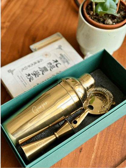 Mini bar accessories gift set in premium gift box
