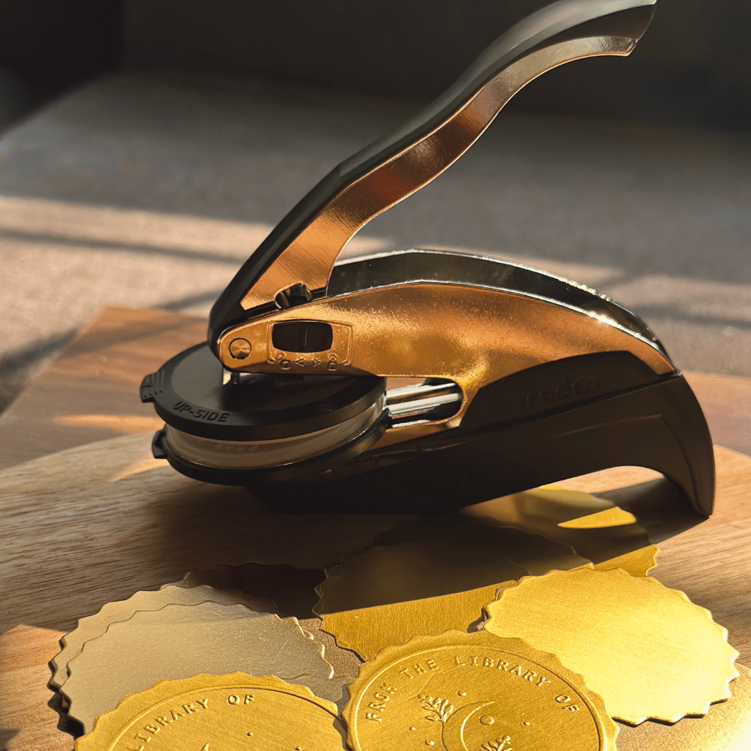 Personalized paper embosser set – custom embossing stamp for stationery, books, and branding by Lemonade