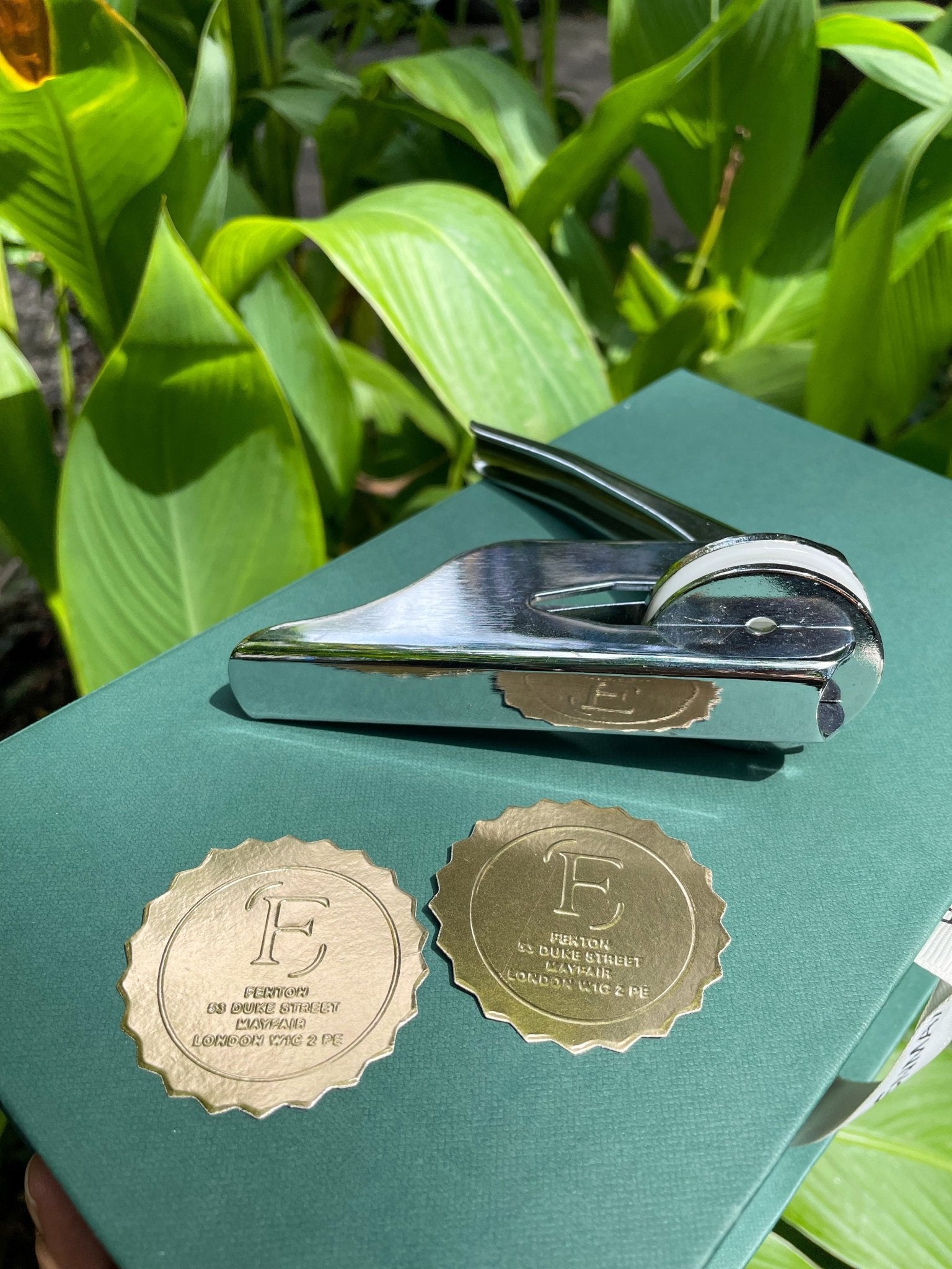 Personalized paper embosser set – custom embossing stamp for stationery, books, and branding by Lemonade