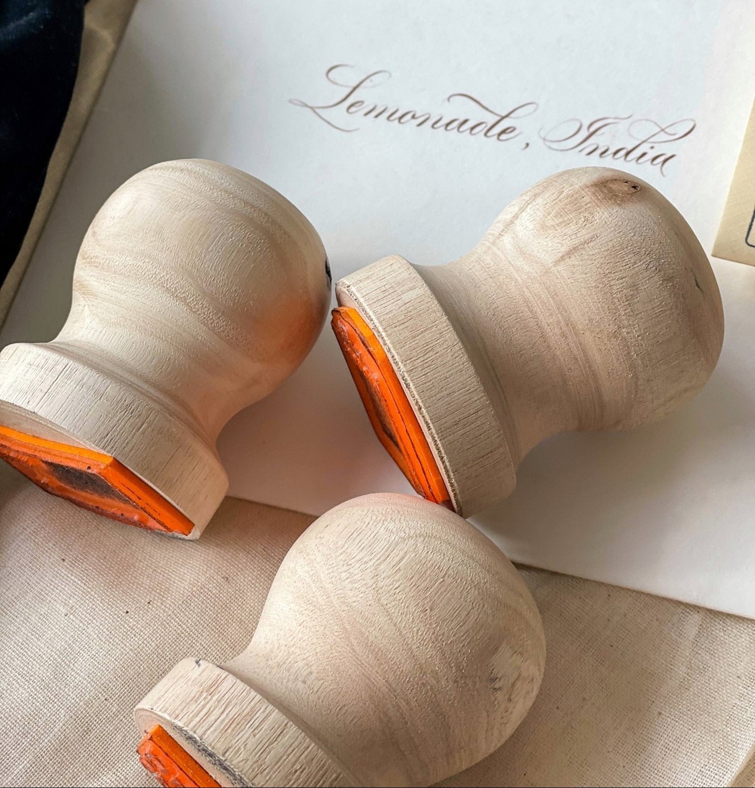 High-quality wooden handle rubber stamp