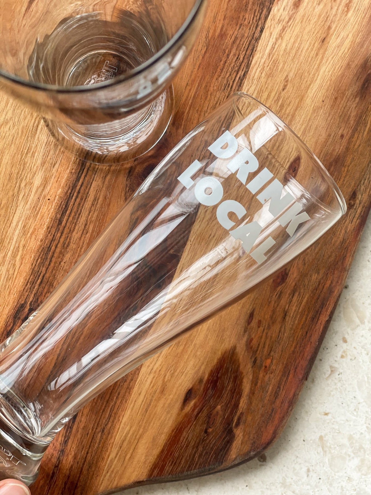 Personalized - The Brewmaster’s Pint Glass - LemonadeHome