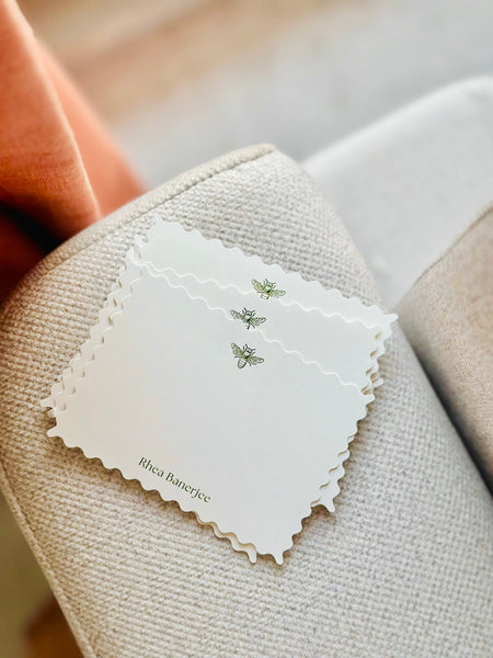 Personalized - Wavy Edge Notecards – Bee - LemonadeStationery
