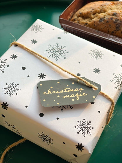 Pre Design - Christmas Gift Wrapping Sheets - Snowflakes - Black & White - Set of 10 - LemonadeStationery