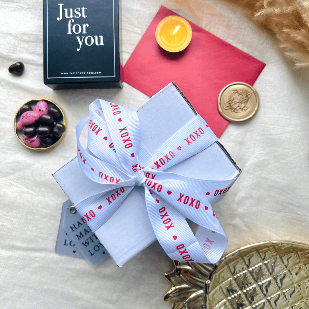 Pre Design - Grosgrain Ribbon 25mm - White - XOXO - LemonadeStationery