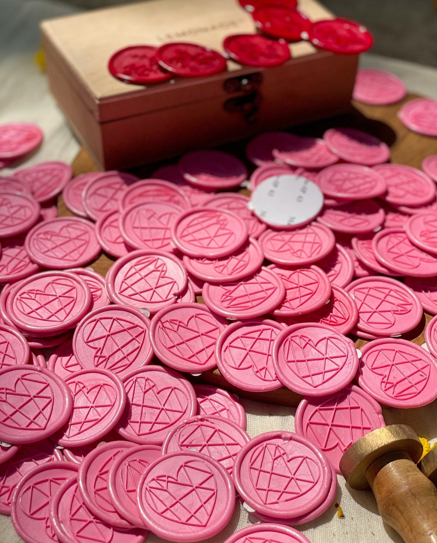 Pre Design - Self Adhesive | Peel - n - Stick Wax Buttons - Geometric Heart - Pink - LemonadeCustom Stamps