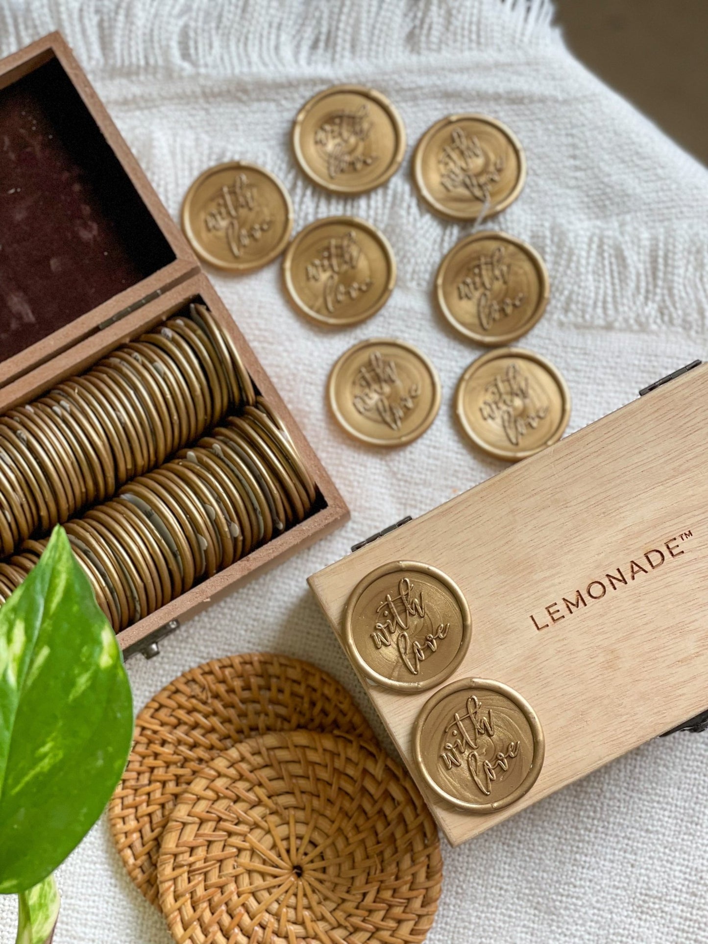 Pre Design - Self Adhesive | Peel - n - Stick Wax Buttons - With Love - Gold - 1.4 Inch - LemonadeCustom Stamps