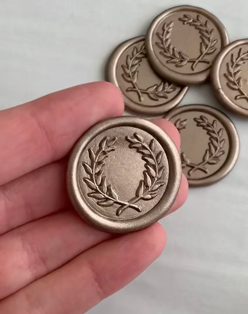 Pre Design - Wax Seal Stamp - Wreath - LemonadeCustom Stamps