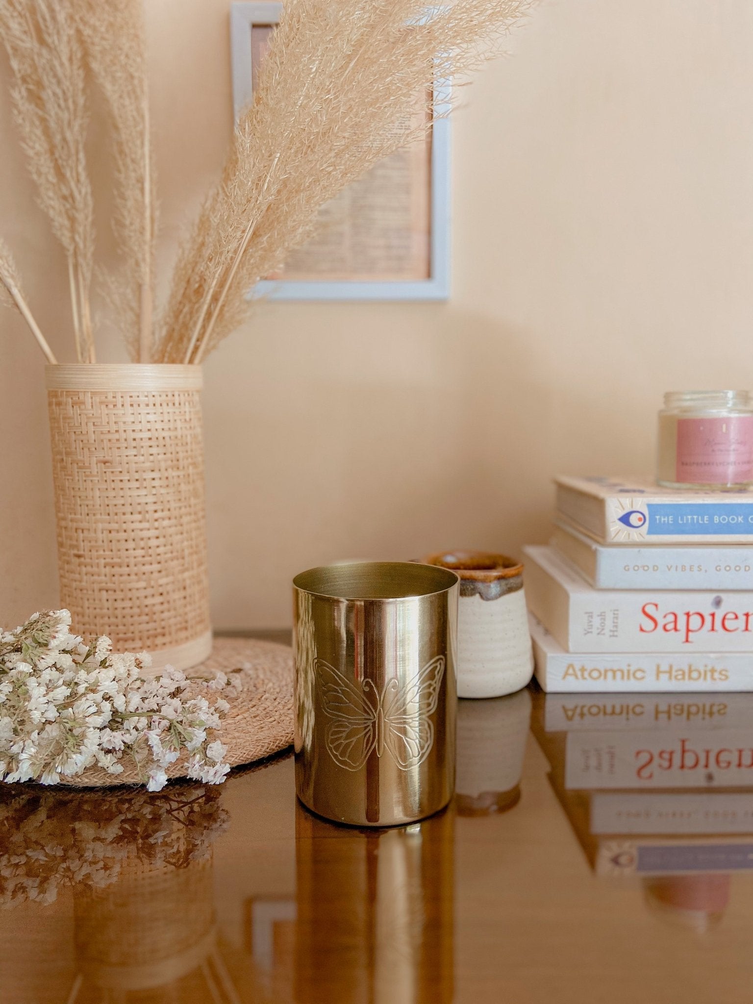 Versatile Holder - Butterfly Effect - LemonadeHome