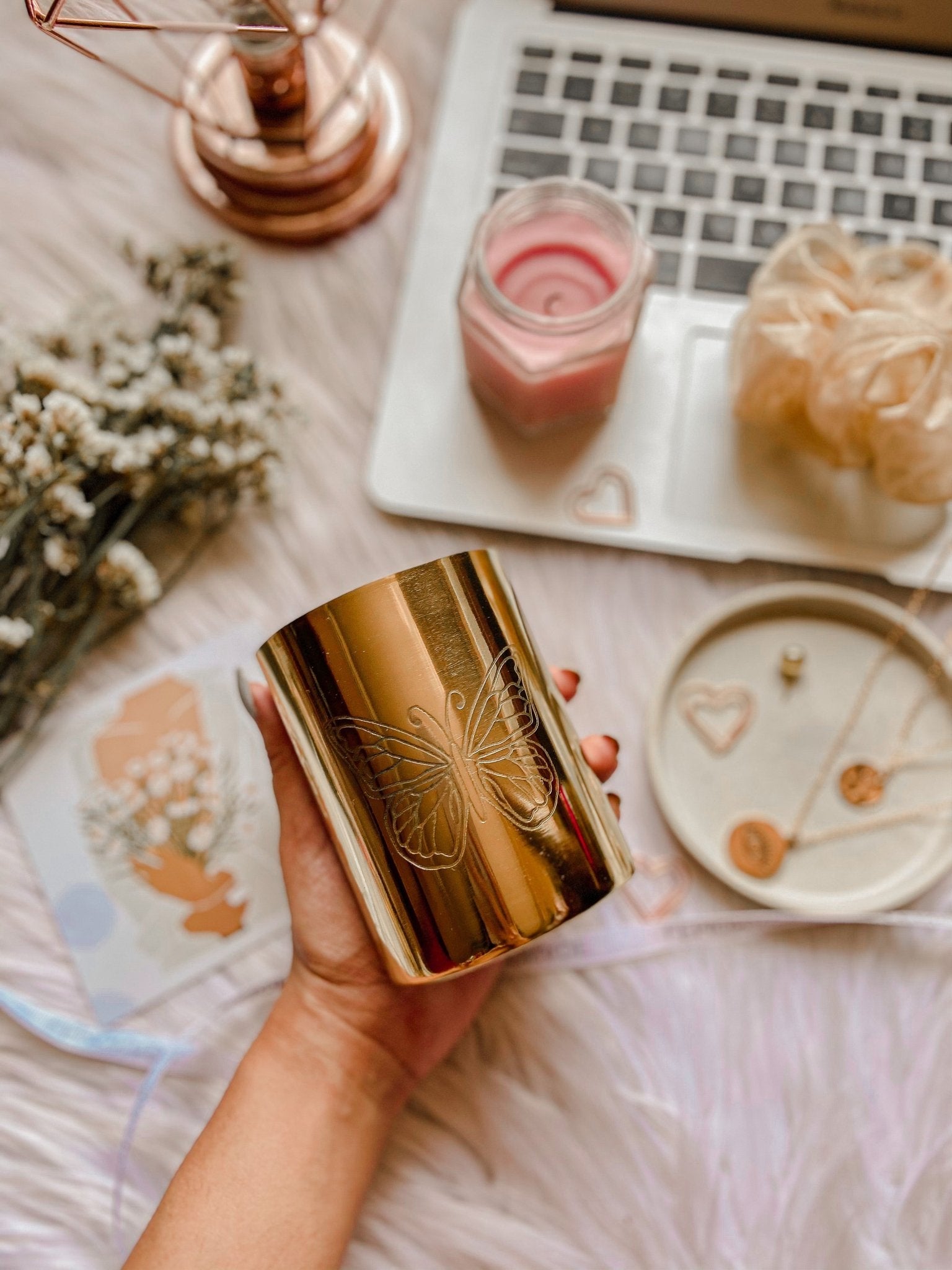 Versatile Holder - Butterfly Effect - LemonadeHome